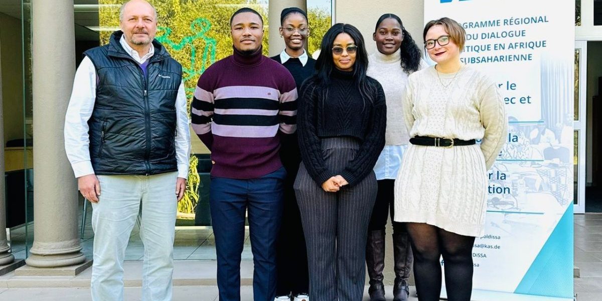 SAIIAKASScholars2024 SAIIA KAS scholars at their open day.