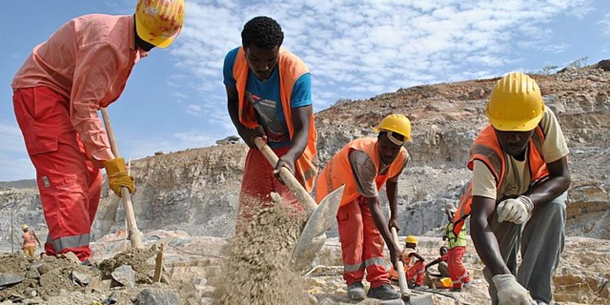 Image: WikiCommons, Jacey Forbin