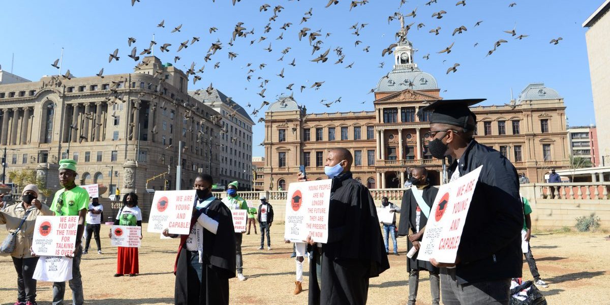 Image: Getty, Frennie Shivambu