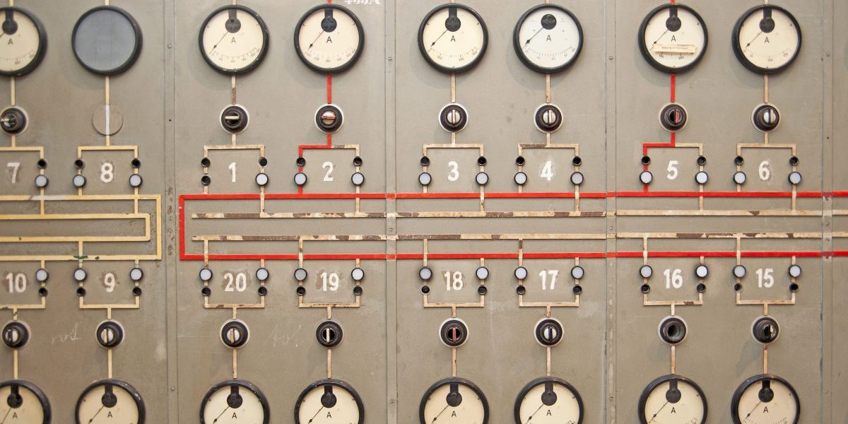Power plant console panel. Image: Getty, Wakila